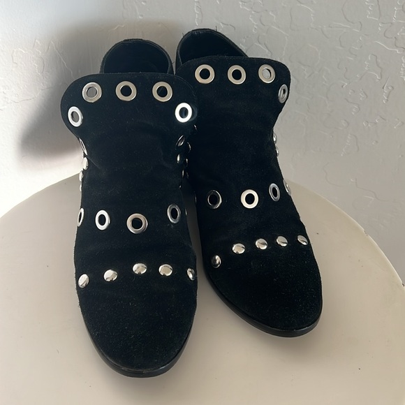 Sam Edelman black suede silver studded ankle boot. Sz 8.5 - Picture 2 of 9